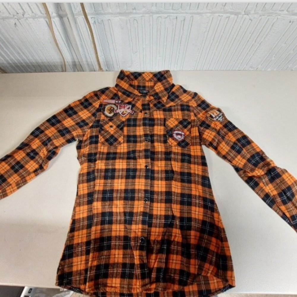 Buckle Daytrip Womens Flannel Shirt with Sports Patches & Logo Roll-up Sleeves M